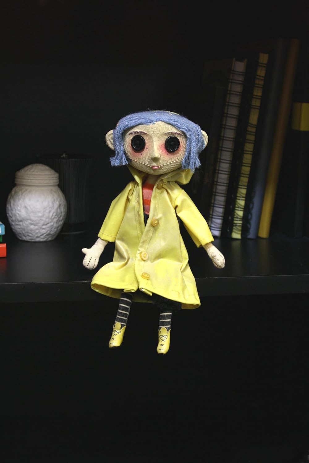 Figura Neca Replica Coraline - Coraline Doll