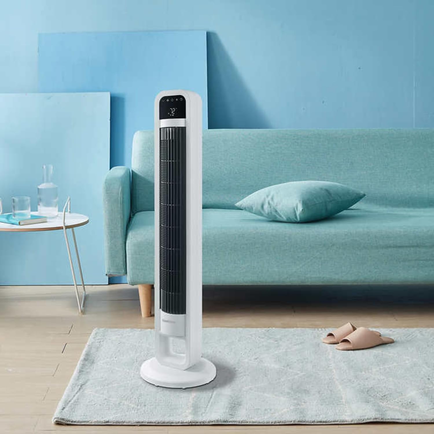 Ventilador De Torre Omnibreeze Blanco - 4 Velocidades con Control Remoto