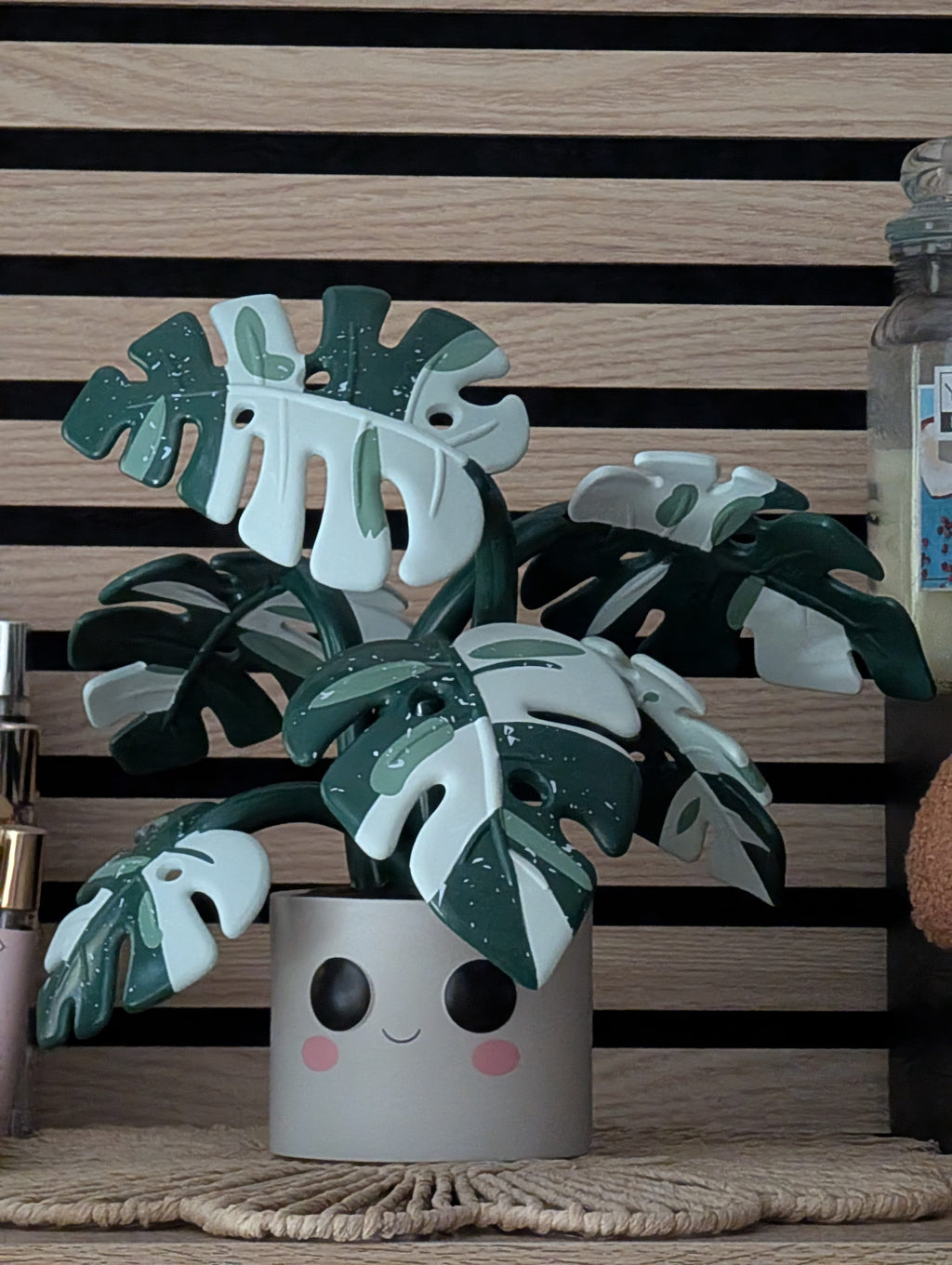 Funko Pop! Jumbo: Flora - Monstera #13 10 Pulgadas