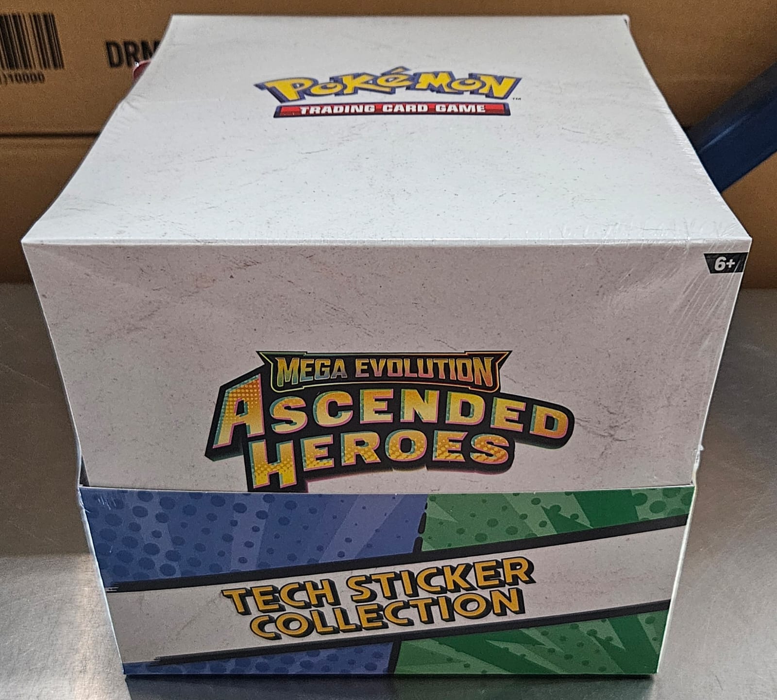 Pokemon TCG Mega Evolution: Ascended Heroes Tech Sticker Display en Inglés